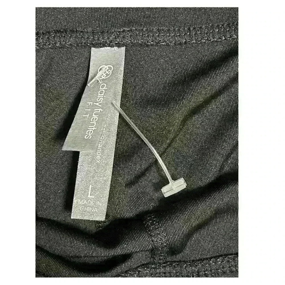 Daisy Fuentes Womens Leggings Four Way Stretch Size L Black NWT - Picture 3 of 6